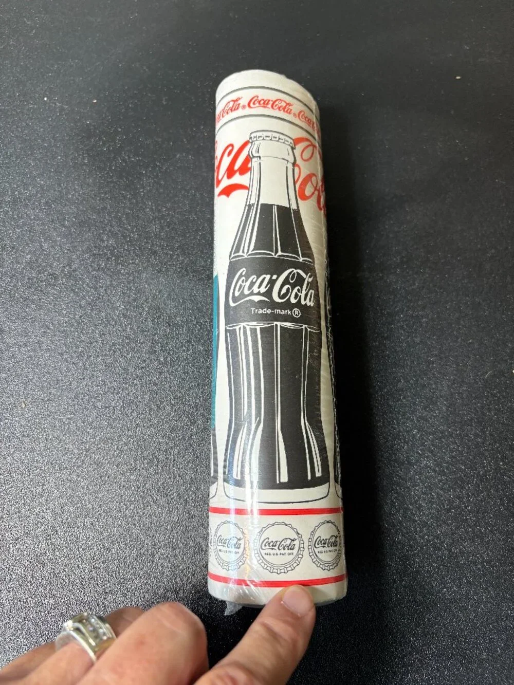 1 Roll of Coca Cola Wallpaper Boarder 8.5